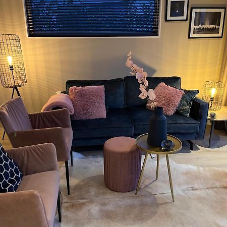 Lathum Luxus Chalet Waterfront מראה חיצוני תמונה