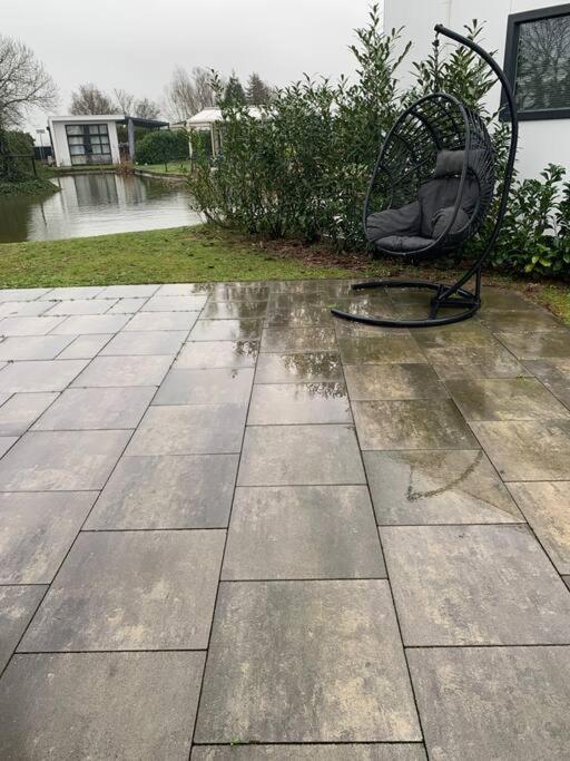 Lathum Luxus Chalet Waterfront מראה חיצוני תמונה