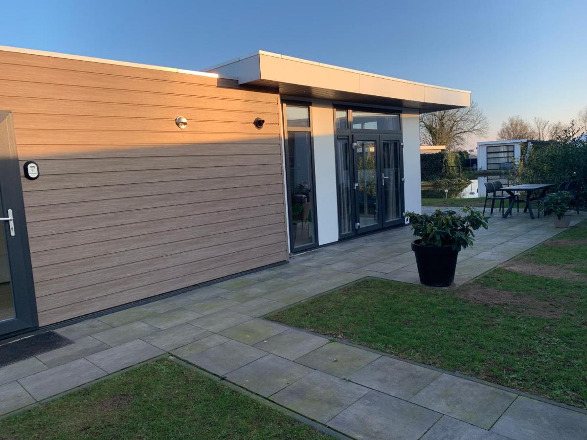 Lathum Luxus Chalet Waterfront מראה חיצוני תמונה